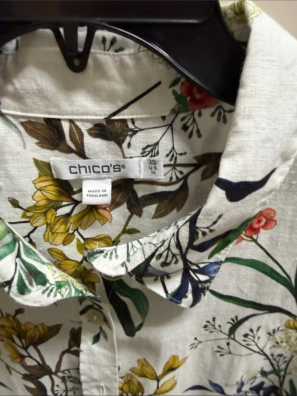 Chicos linen button